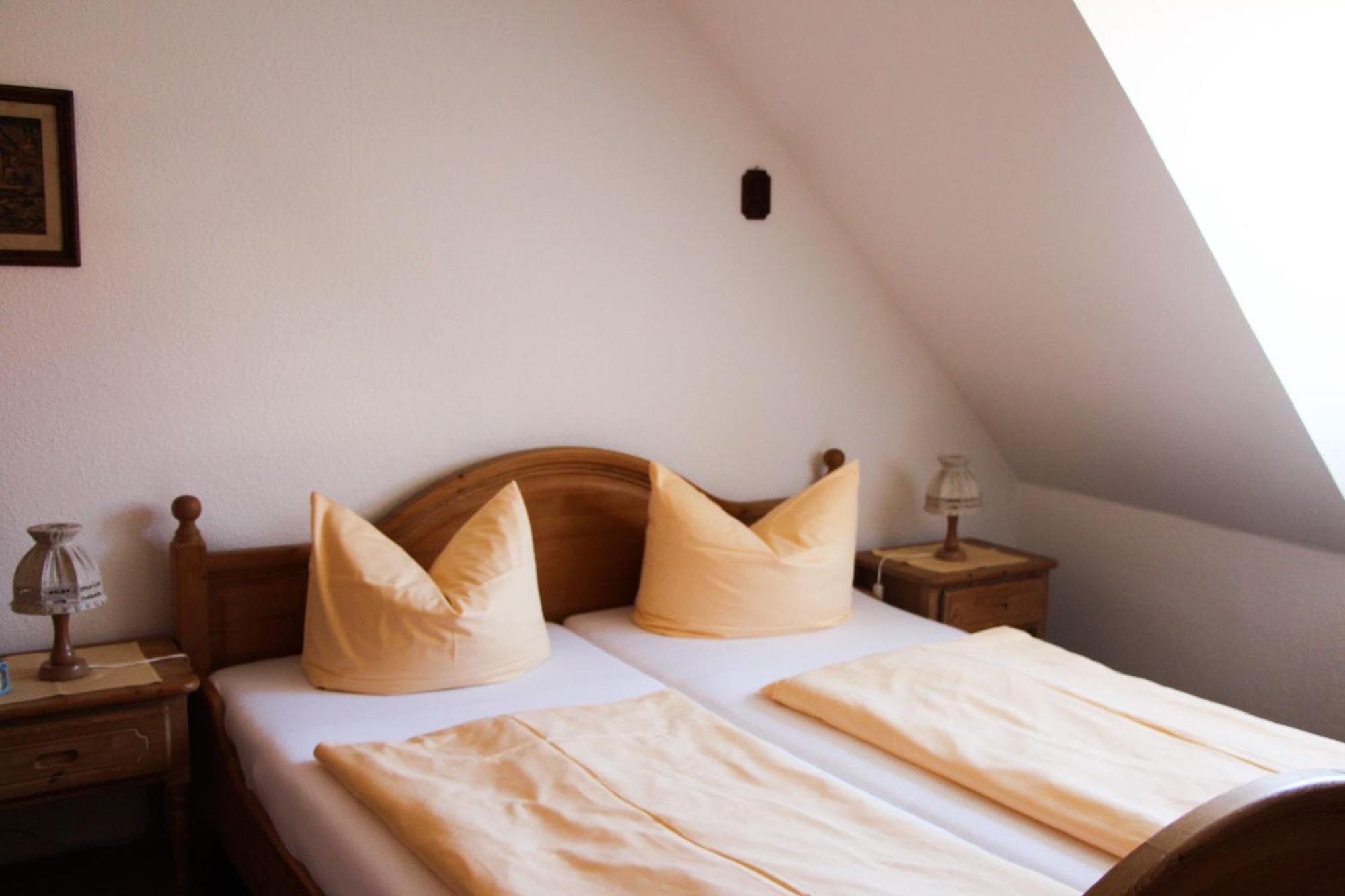 Gaestehaus Reutemann Apartment นอนเนนฮอร์น ภายนอก รูปภาพ
